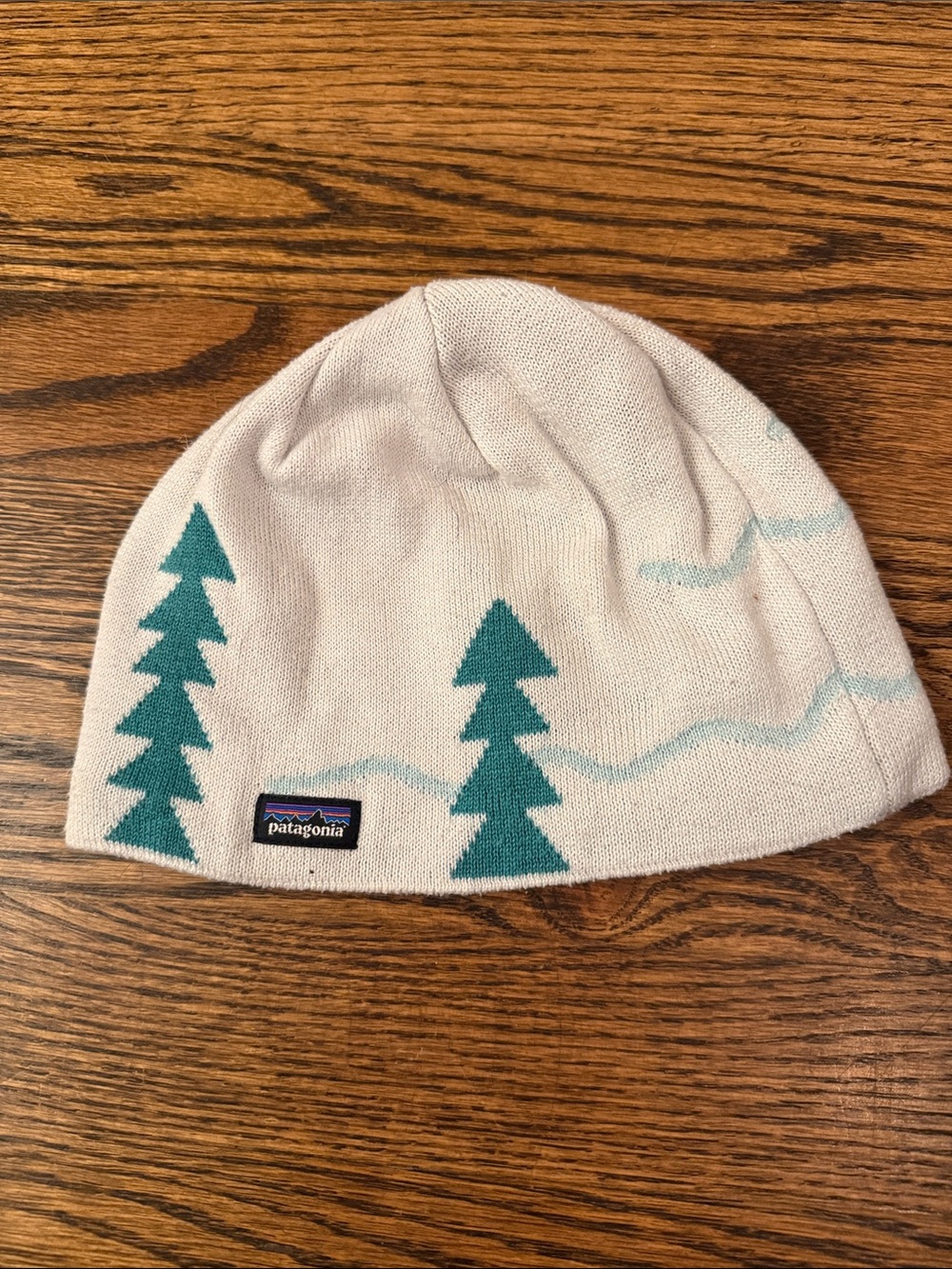 Patagonia Kids Off White Beanie with Teal Tree Motif